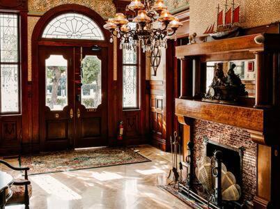 Classic King With Balcony At Curry Mansion Key West Extérieur photo