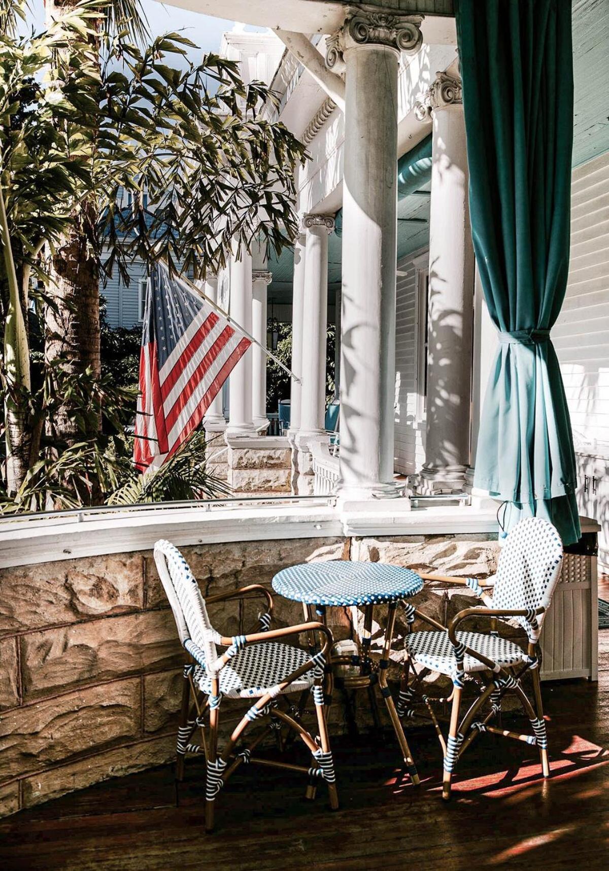 Classic King With Balcony At Curry Mansion Key West Extérieur photo