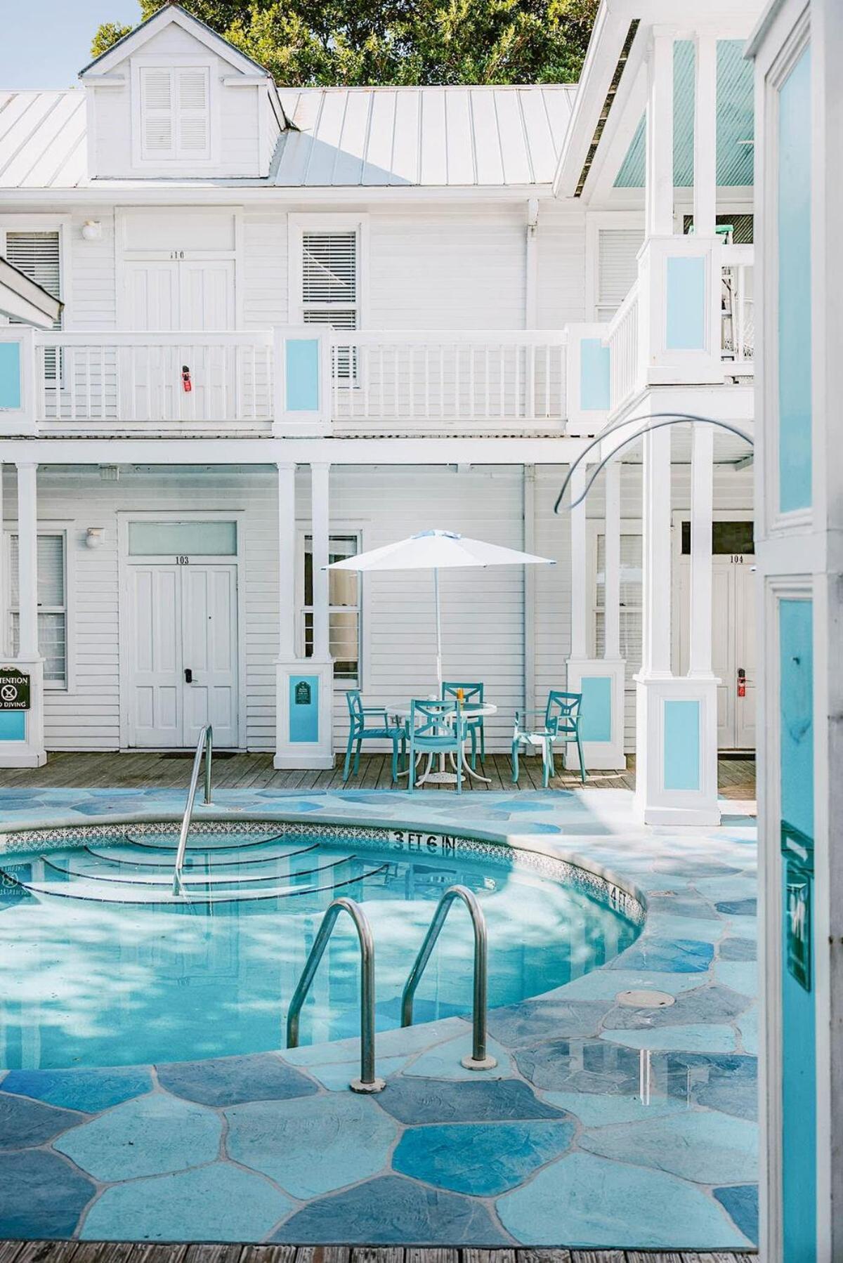Classic King With Balcony At Curry Mansion Key West Extérieur photo